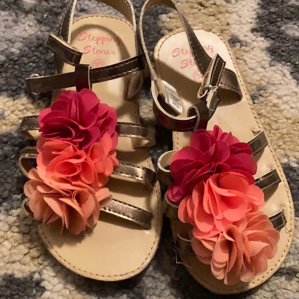 Flower sandals